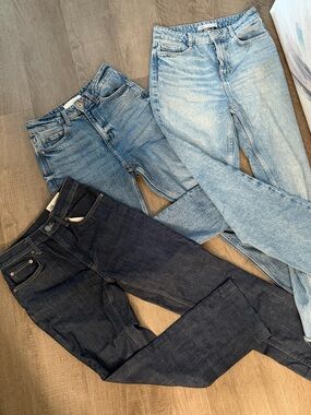3 pairs Zara Jeans 34 Size Straight Fit, Mom, Fit and Cropped price for 3 pairs!